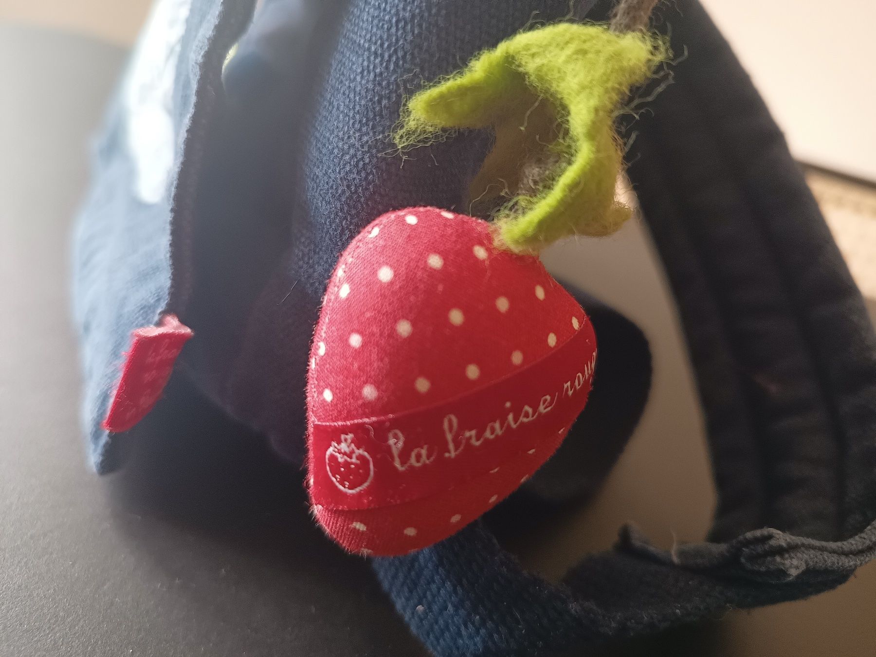 Borse & Zaini: Chindsgi Täschli la fraise rouge – Usato da Winterthur venduto da flowing_de 2