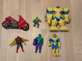 Marvel Avengers Actionfiguren: Thanos Mech, Spider-Man, Hulk
