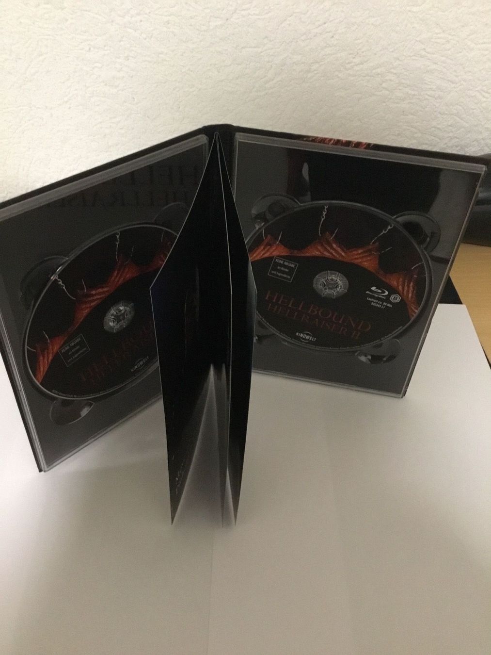 Tutti i DVDs: Hellraiser II - Mediabook dvd + Blu Ray – Nuovo (secondo la descrizione) da Blauen venduto da sternchen66 4