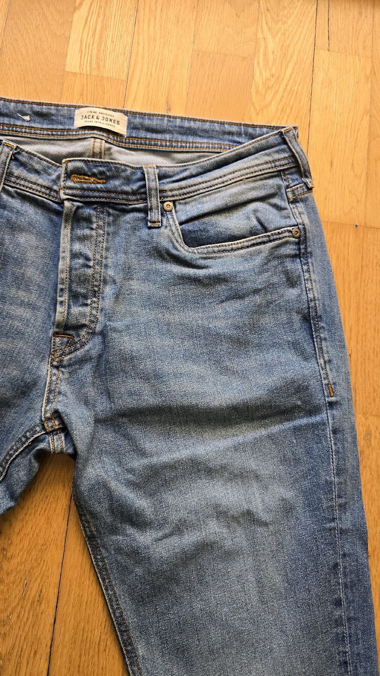 Jack & Jones Jeans: Jack & Jones Herren Jeans Gr. 34/32  – Usato da Emmenbrücke venduto da meu_2j8p 2