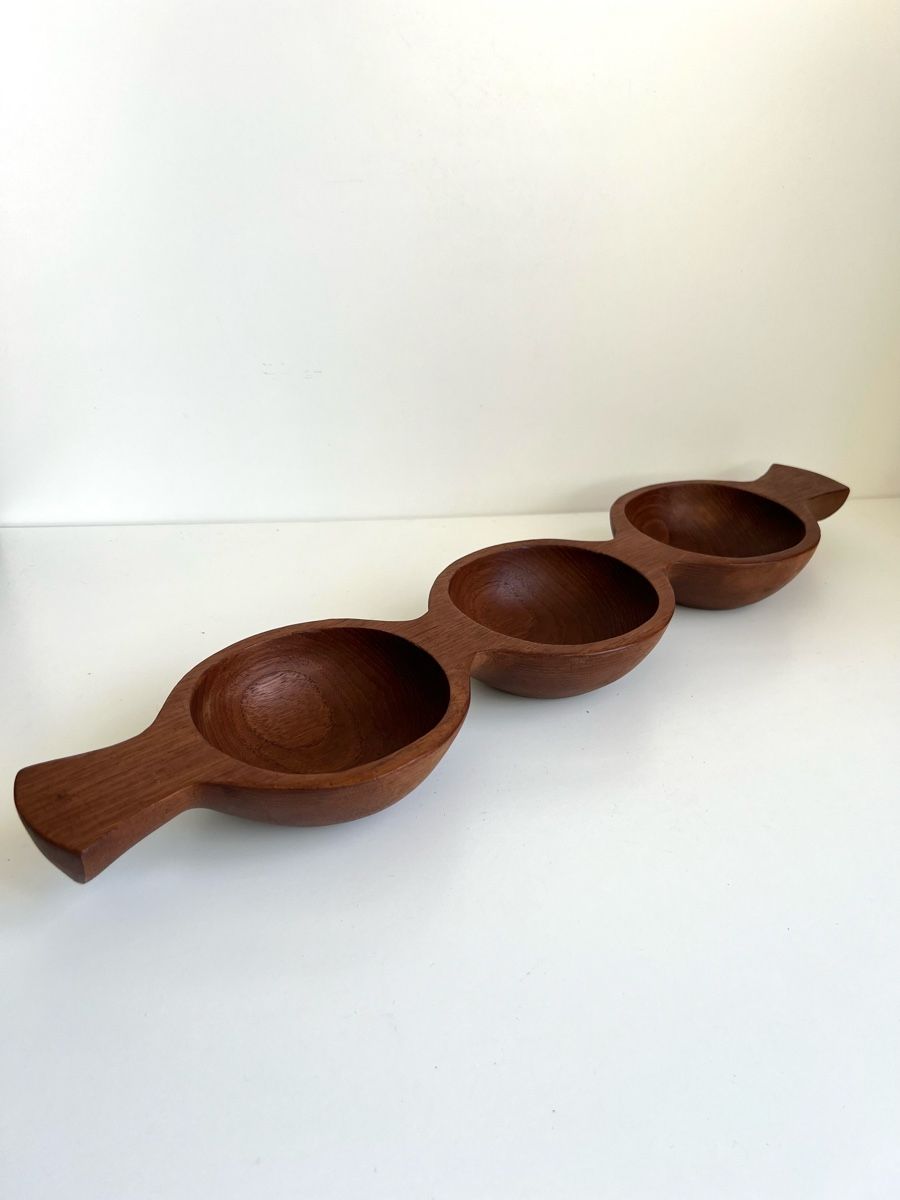 Articoli in legno: Vintage-Serviertablett aus Teakholz  – Usato da Uerikon venduto da Saffagirl 7