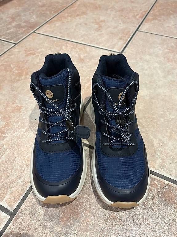 46 Nord Scarpe per ragazzi: Neue Wanderschuhe Grösse 35 – Nuovo e nell'imballaggio originale da Freienwil venduto da leonie84