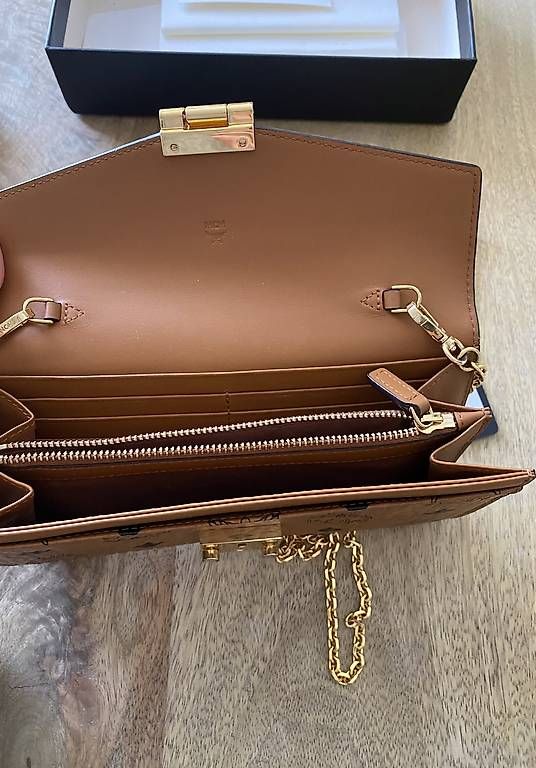 Mcm Portamonete: MCM TRACY FLAP WALLET cognac – Nuovo e nell'imballaggio originale da Zürich venduto da funnymanu 2