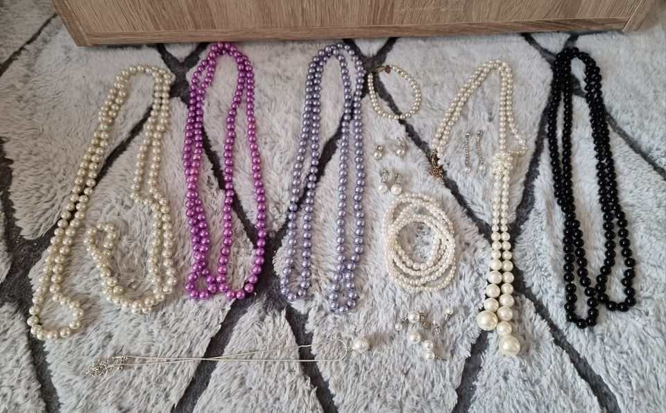 Altri gioielli: Schmuckset "Perlen" – Nuovo (secondo la descrizione) da Schübelbach venduto da chinchilla84