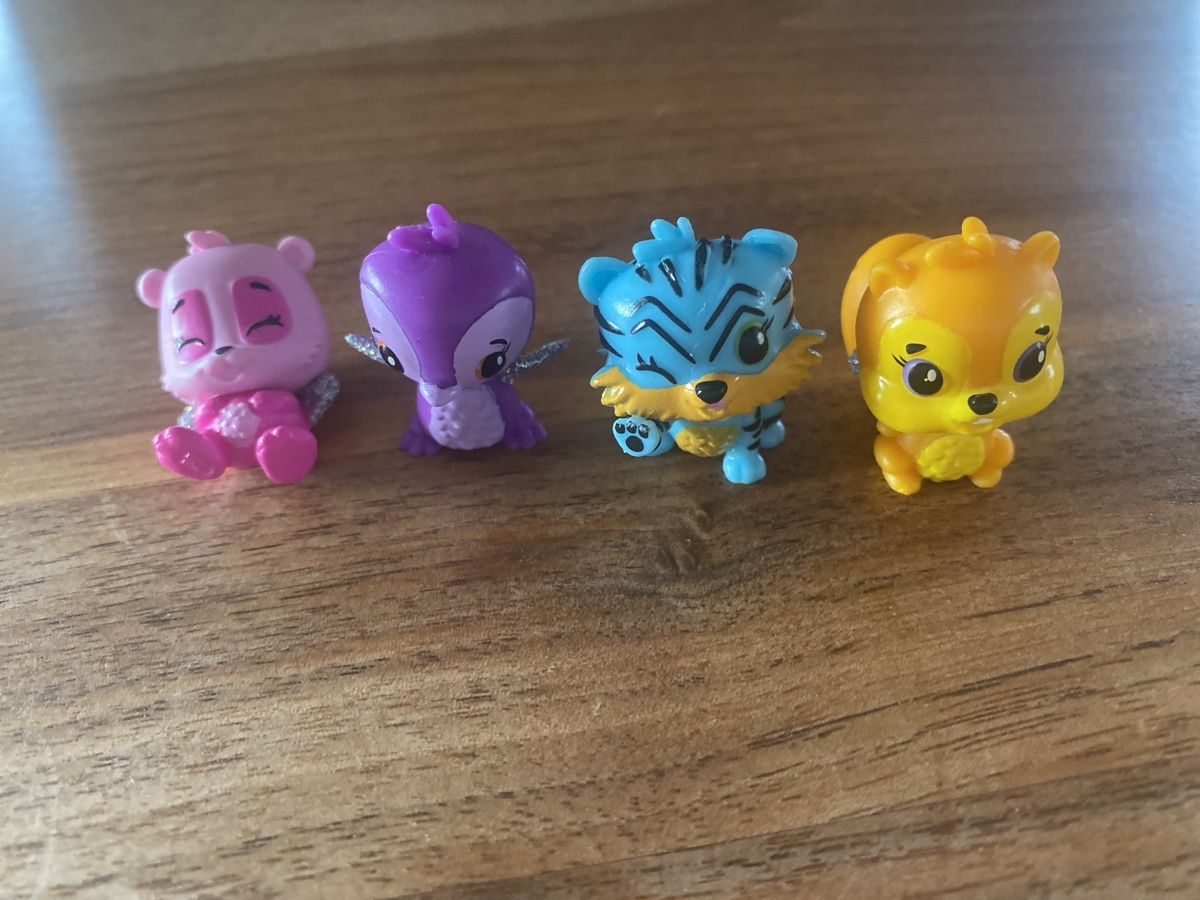 Hatchimals Giocattoli: HATCHIMALS Colleggtibles - 4 Figuren – Usato da Zürich venduto da Ayura06 2