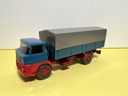 Wiking Henschel HS 16 Pritschen-LKW in 1/87