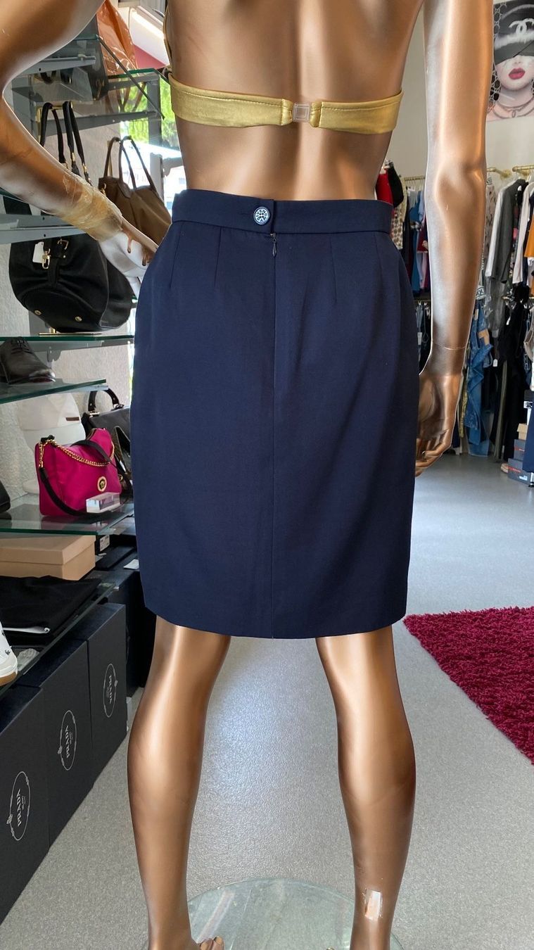 Gonne: Givenchy Rock – Usato da Lachen SZ venduto da HelvetiaLuxury 1