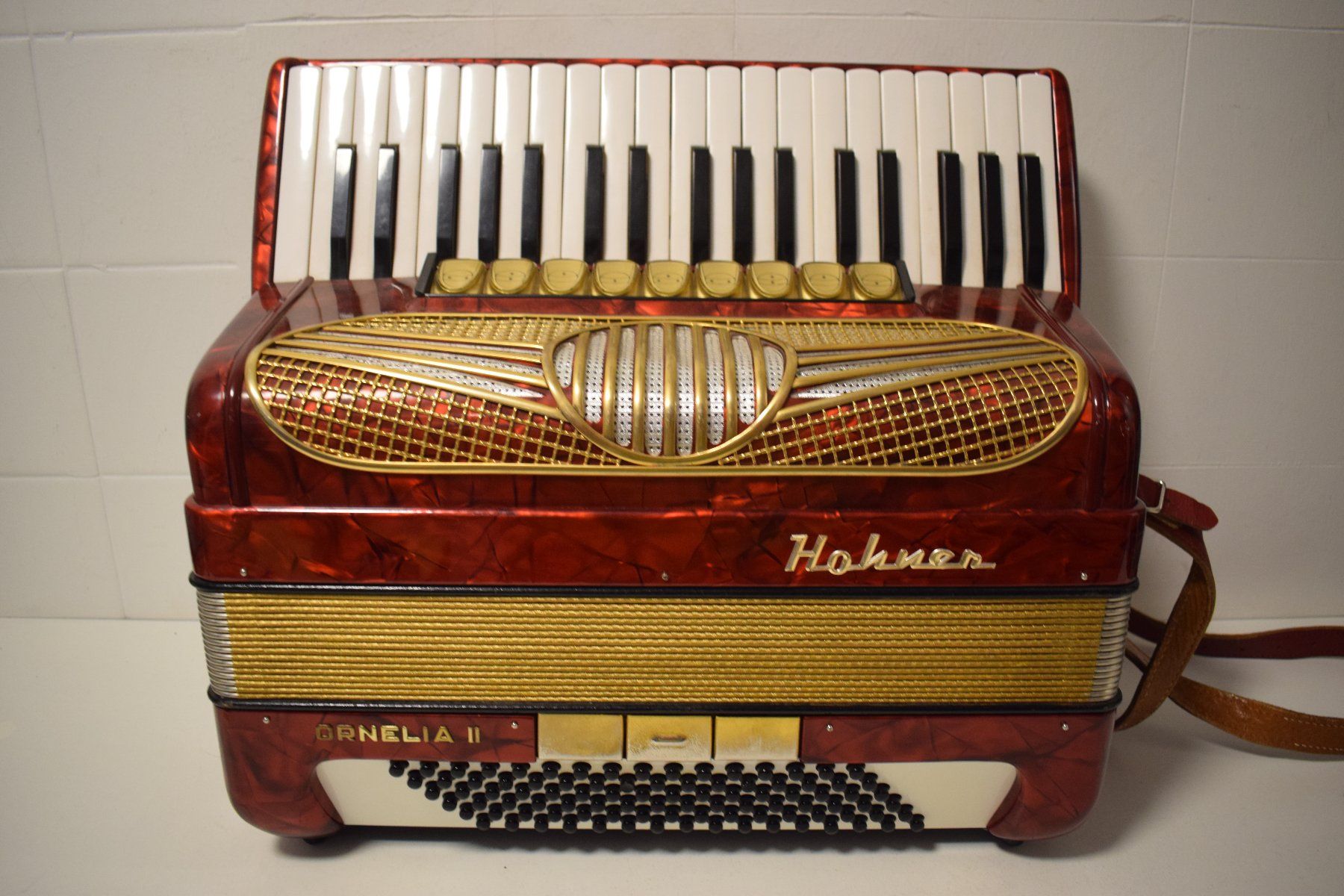 Strumenti musicali: Akkordeon chromatisch Hohner Cornelia III – Usato da Zürich venduto da baumusik