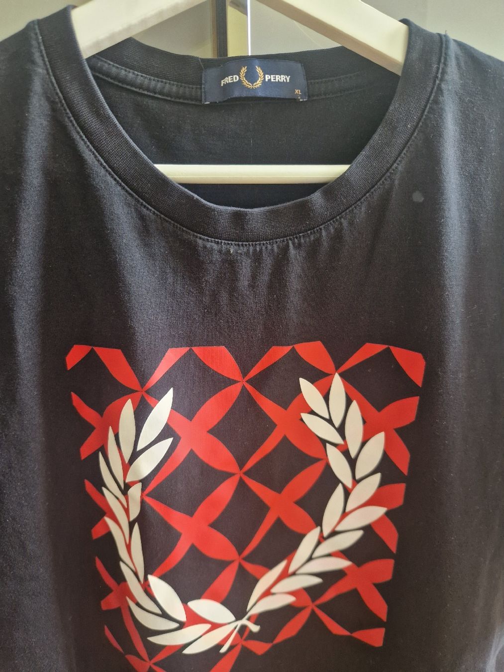Fred Perry T-shirt: Fred Perry T-Shirt, XL – Usato da Zürich venduto da Salesmaker 1