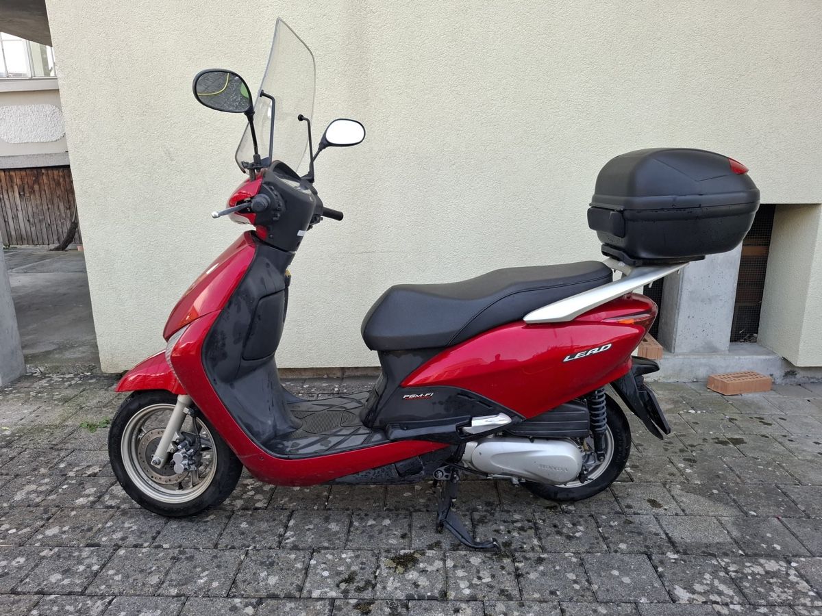 Honda Route: Honda NHX110 Roller rot – Défectueux à Villmergen par Danis7 1
