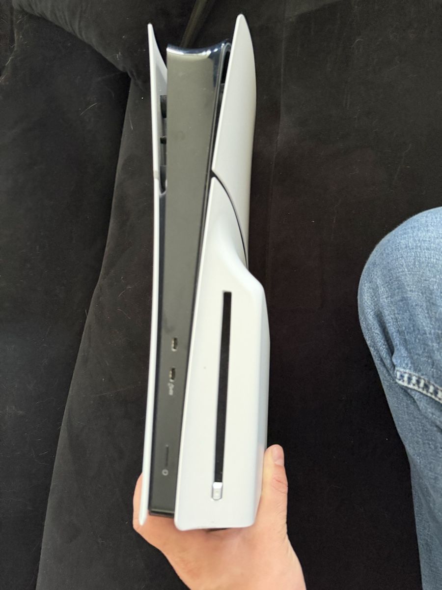 Sony Consoles: Ps5 Slim Disc Edition plus controller – D'occasion à St. Urban par Fin_d2jv 3