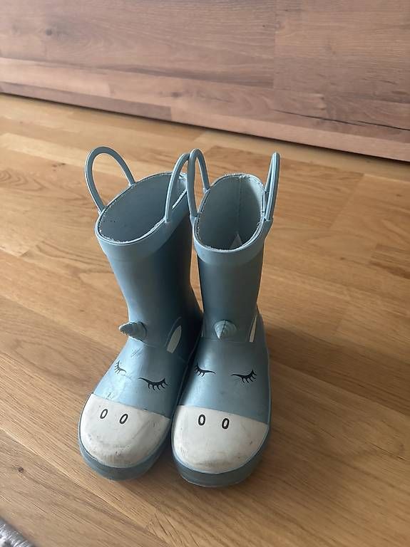 Scarpe per ragazzi: Gummistiefel Gr 26 – Usato da Zürich venduto da Brooke