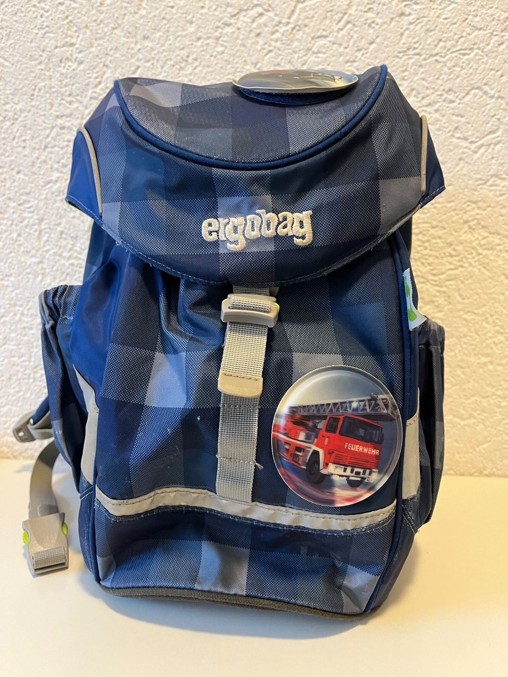 Ergobag Borse & Zaini: Ergobag Kinderrucksack mit Feuerwehr-Motiv – Usato da Worben venduto da Jimmymania