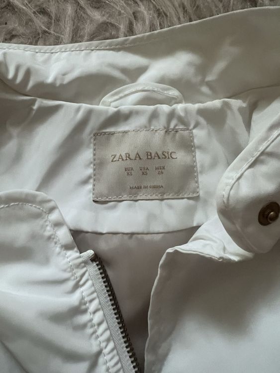 Zara Vestes: Weisse Jacke ZARA xs – D'occasion à Neuhaus SG par bernike 1
