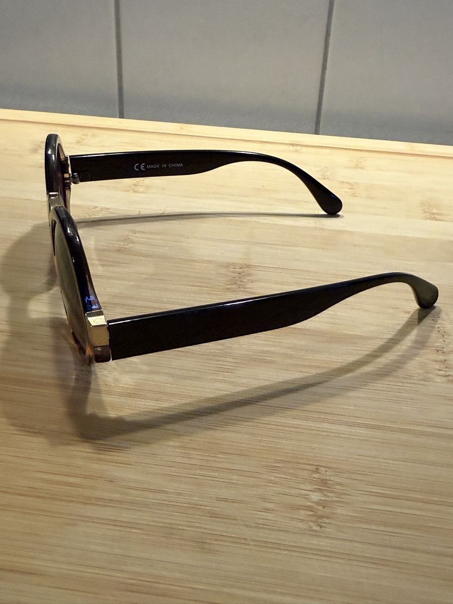 Occhiali & Lenti: Sonnenbrille im Retro Look – Usato da Basel venduto da zukk_ 2