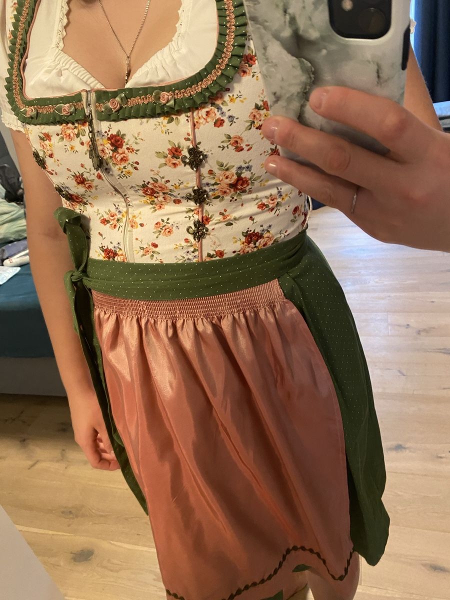 Kleider: MarJo Dirndl Gr. 40 inkl. Dirndlbluse Gr. 38 – Gebraucht aus Wil SG von mosliv 7
