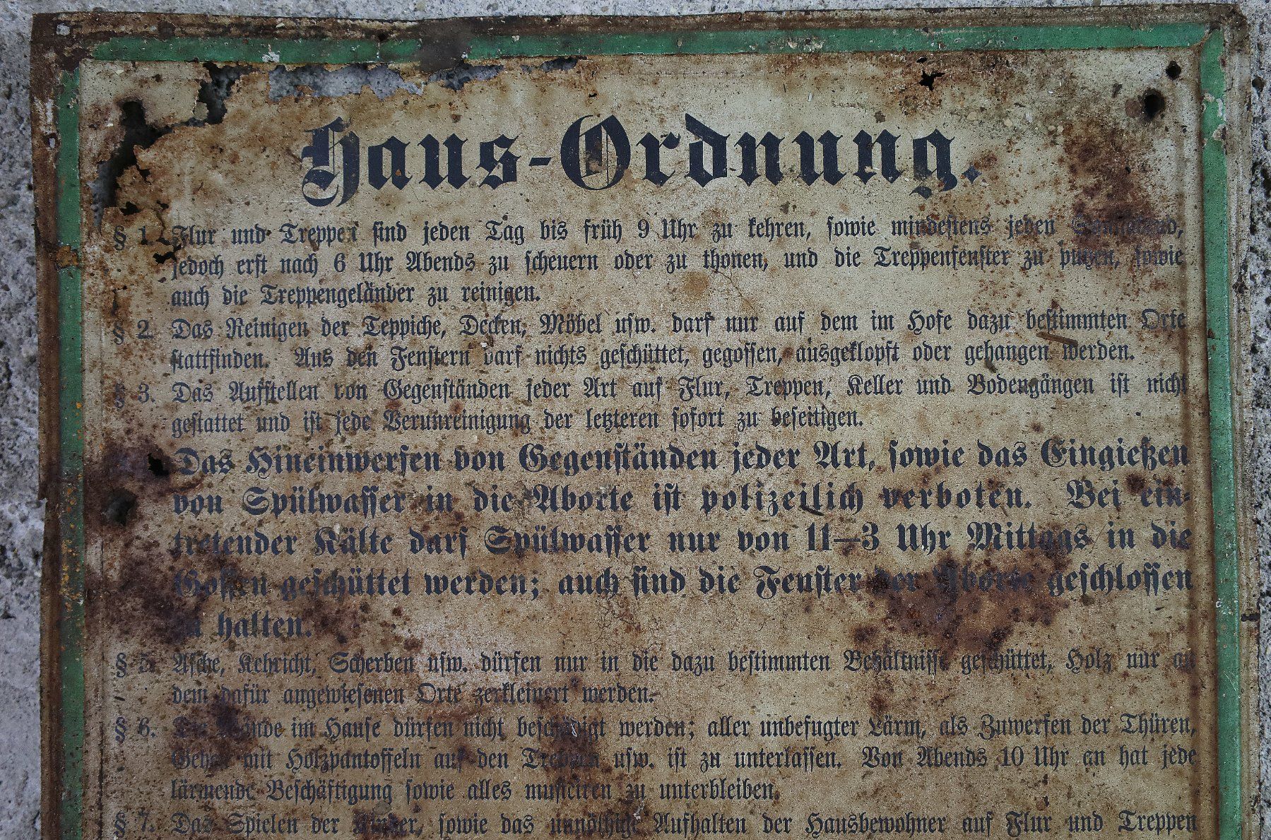 Insegne: grosses Blechschild Hausordnung – Usato da Birrwil venduto da brandschatz_birrwil 2