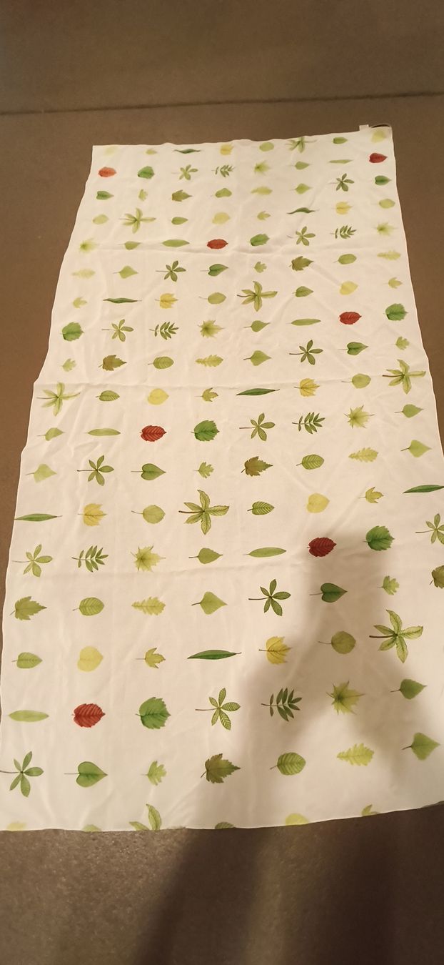 Fabric Frontline Foulards, Tücher & Schals: Seidenschal Blätter Muster frontline fabric – Gebraucht aus Luterbach von Liveyourdream 1