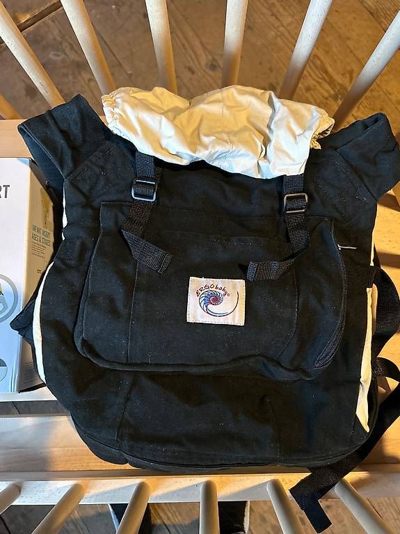 Ergo Baby Marsupi portabebè: Ergobaby Trage mit 2 Neugeborenen-Einsätzen – Usato da Degersheim venduto da Principessa_90