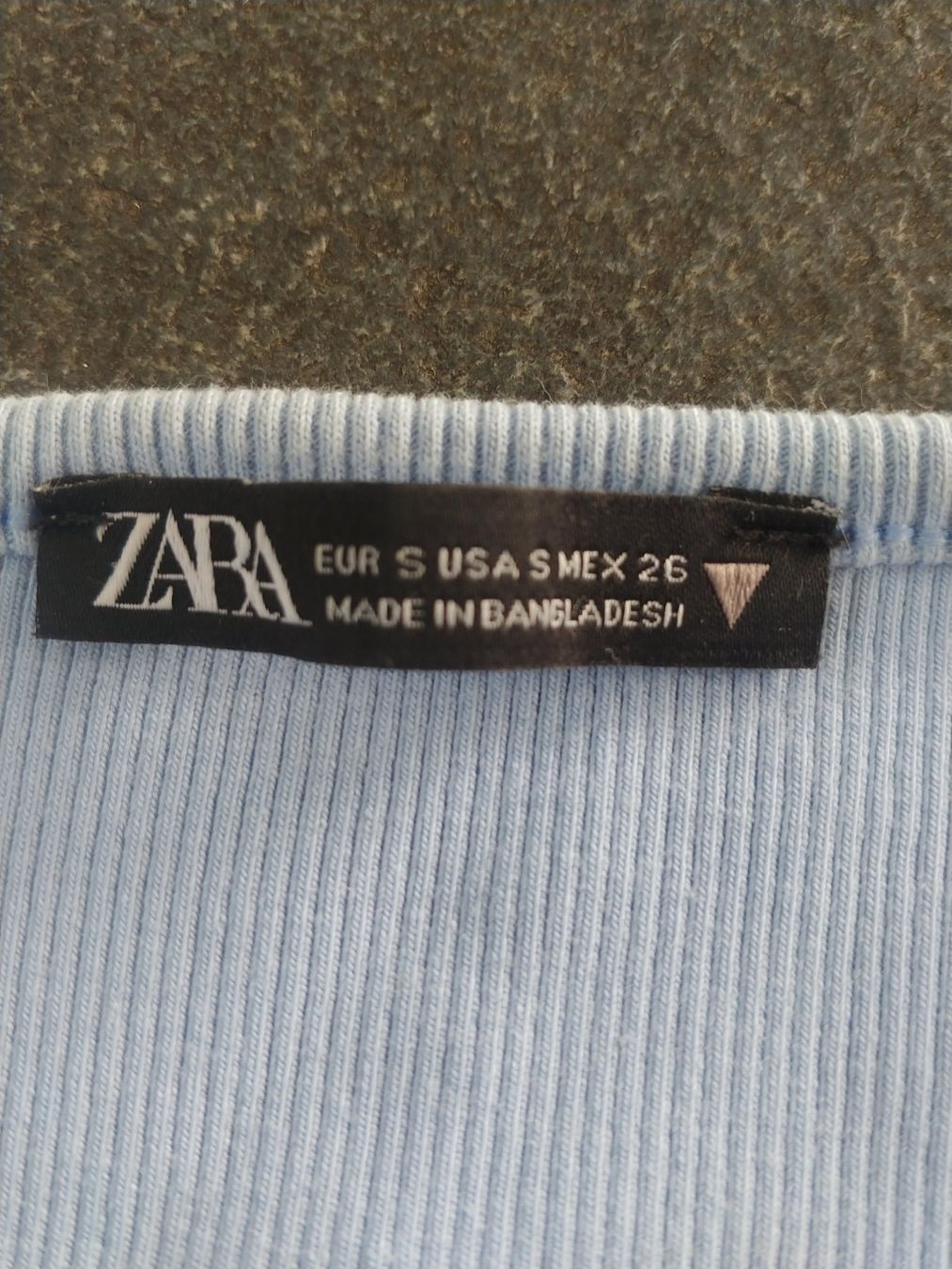 H&M Kleiderpakete & -sets: Kleiderpaket Mädchen Gr.S und 158-164 – Gebraucht aus Bäriswil BE von Rezz 1