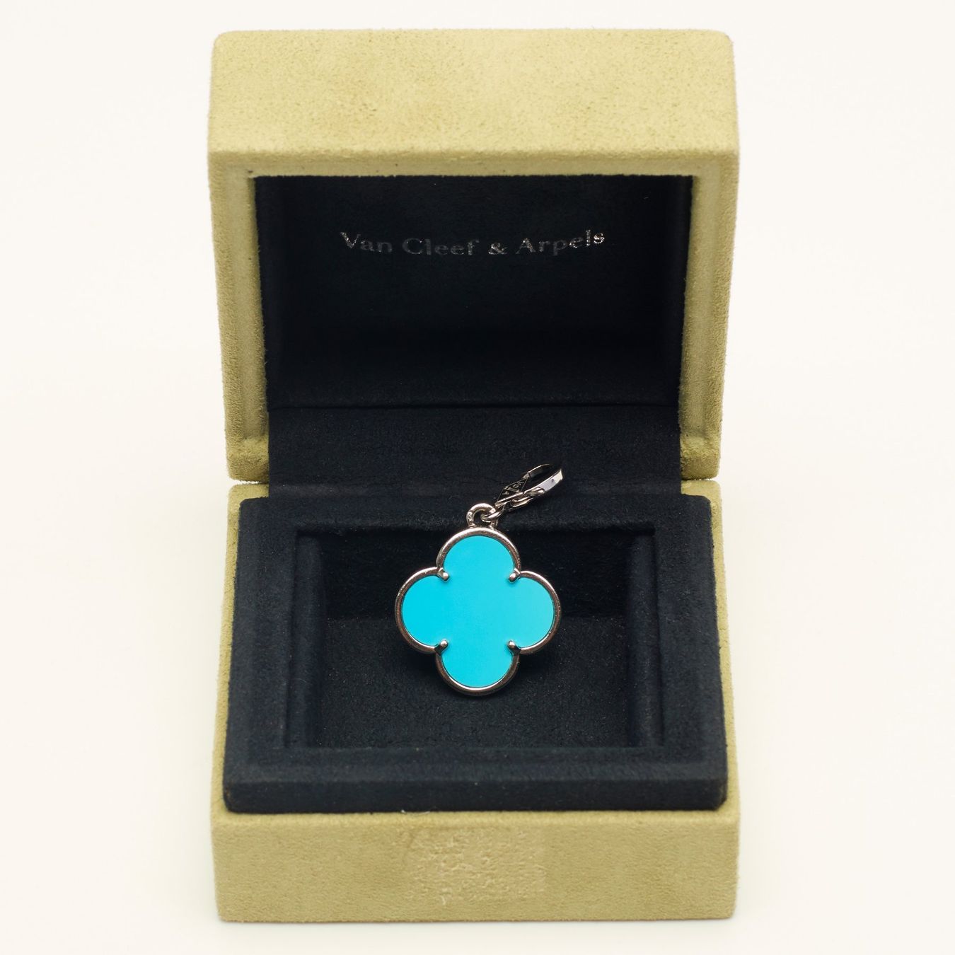 Van Cleef Catenine: RARE Authentique Pendentif VAN CLEEF ARPELS Magic turquoise – Nuovo (secondo la descrizione) da Carouge GE venduto da TLD 2