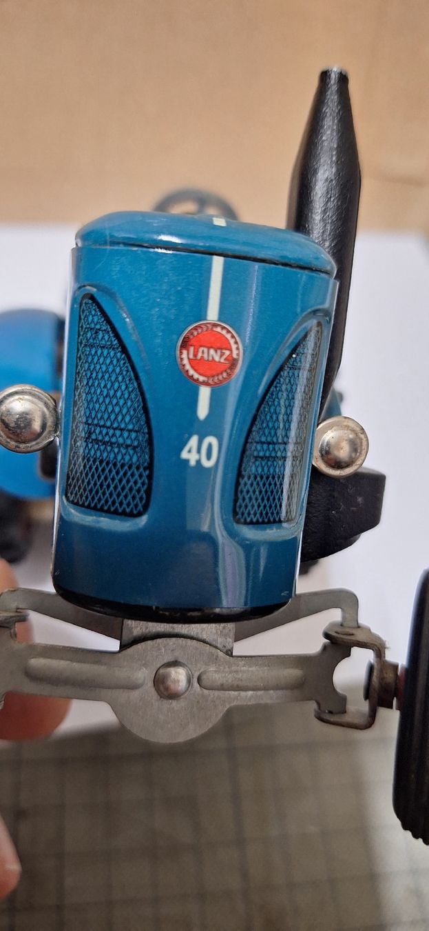Lanz Bulldog Trattori: Blechspielzeug Lanz Traktor  – Usato da Brugg AG venduto da bacbac5757 6