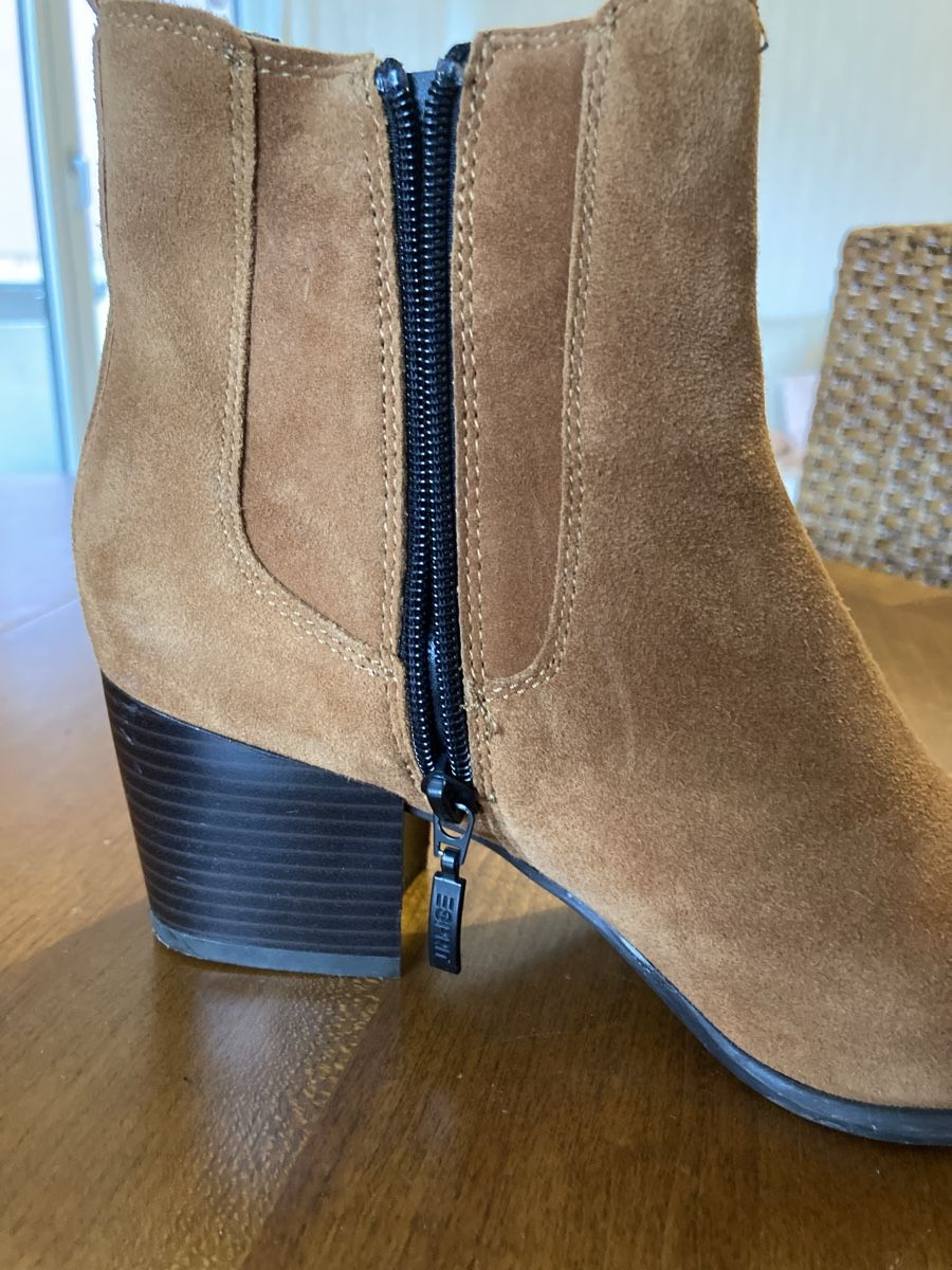 Esprit Scarpe da donna: Esprit Wildleder Stiefeletten Gr. 39 – Usato da Zürich venduto da fra_c6nh 6