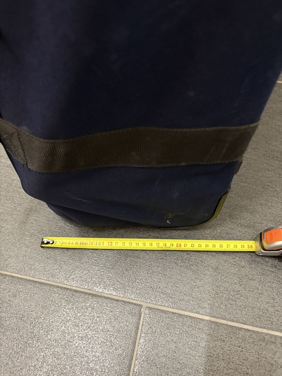 Eastpak Reisekoffer: Travel Trolley Eastpak – Gebraucht aus Zürich von henridv 1