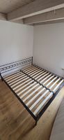 180x200 Bettgestell mit intergriertem Lattenrost