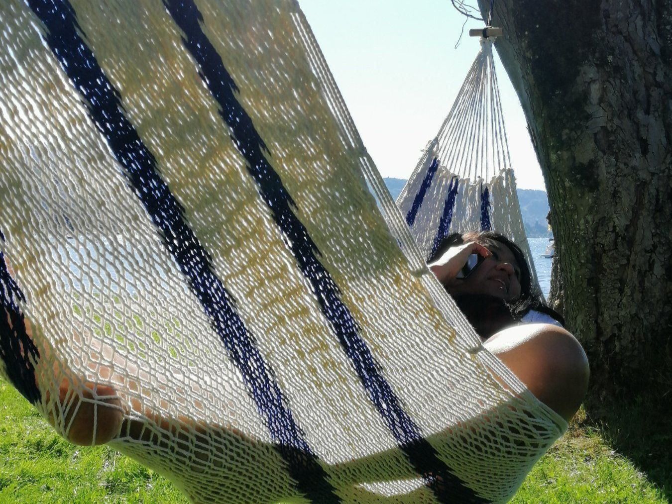 Hängematten: Handcraft Net Hammock in soft cotton - White with Blue Lines – Neu und originalverpackt aus Dübendorf von Mayan-Dreams 2