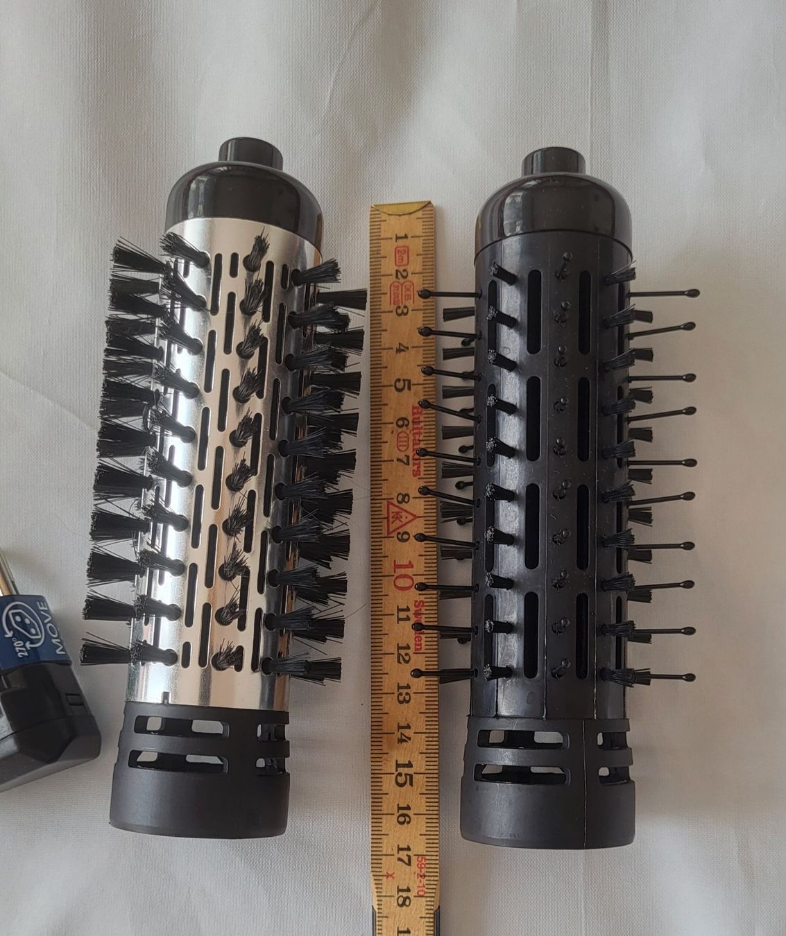 Altro per la cura dei capelli: Peigne électronique – Nuovo (secondo la descrizione) da Fribourg venduto da VictoriaShop7 7