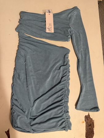Oh Polly Kleid one shoulder blau Grösse S mit Etikett