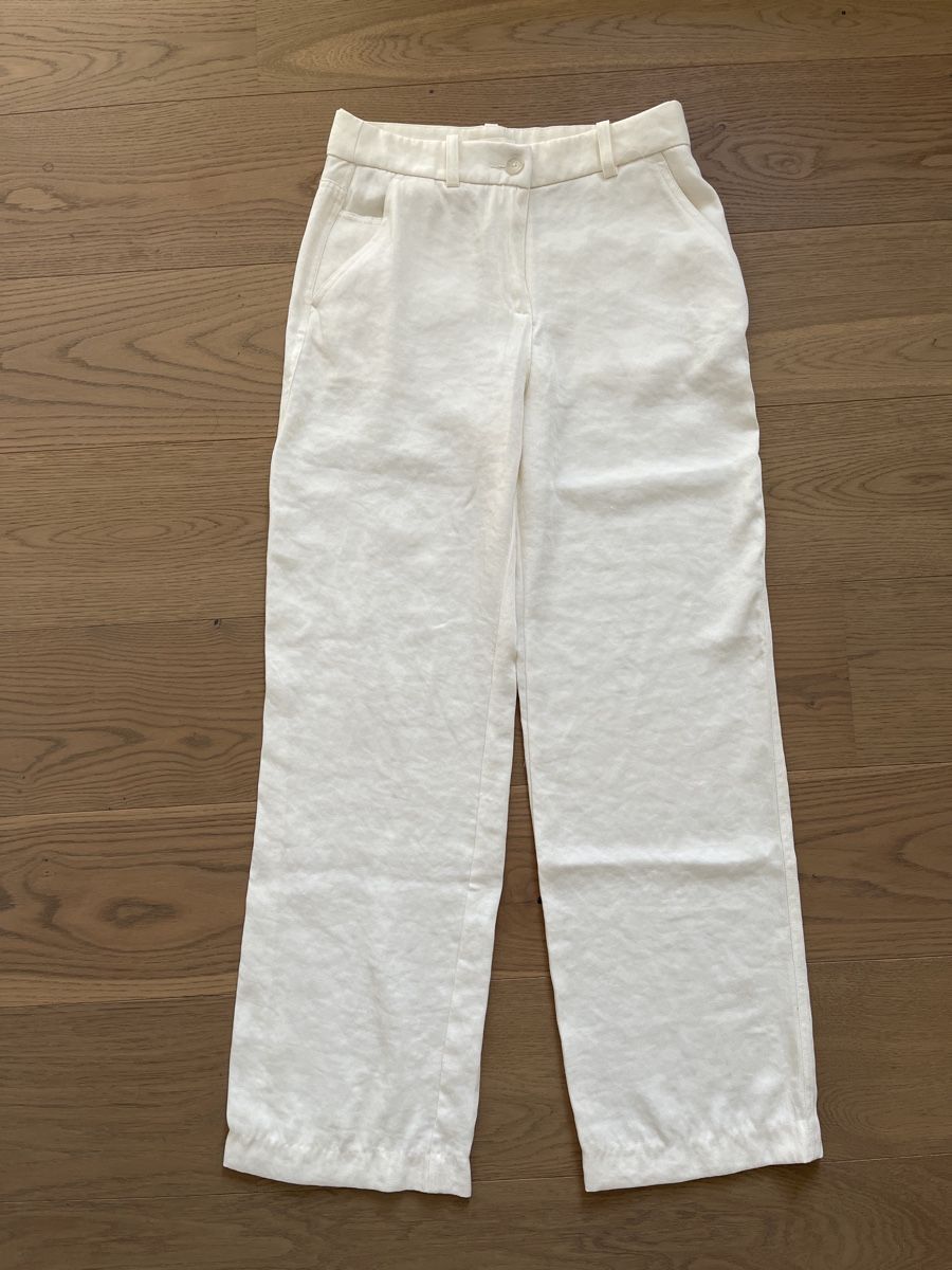 H&M Pantaloni: Weisse Sommerhose von H&M – Nuovo (secondo la descrizione) da Killwangen venduto da 2001wein