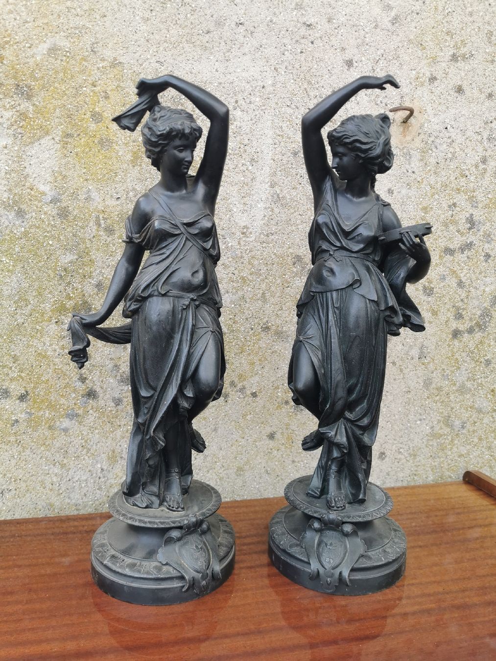 Sculture & Statue: paire de statues anciennes – Usato da Vésenaz venduto da Angela.C3 4