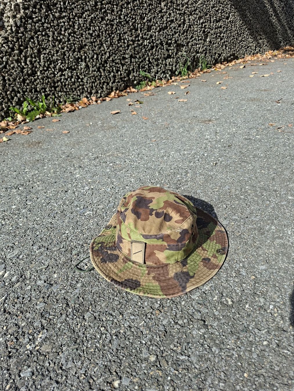 Chapeaux, bonnets & casquettes: Buschhut Aufklärerhut – D'occasion à Schübelbach par Hilti010