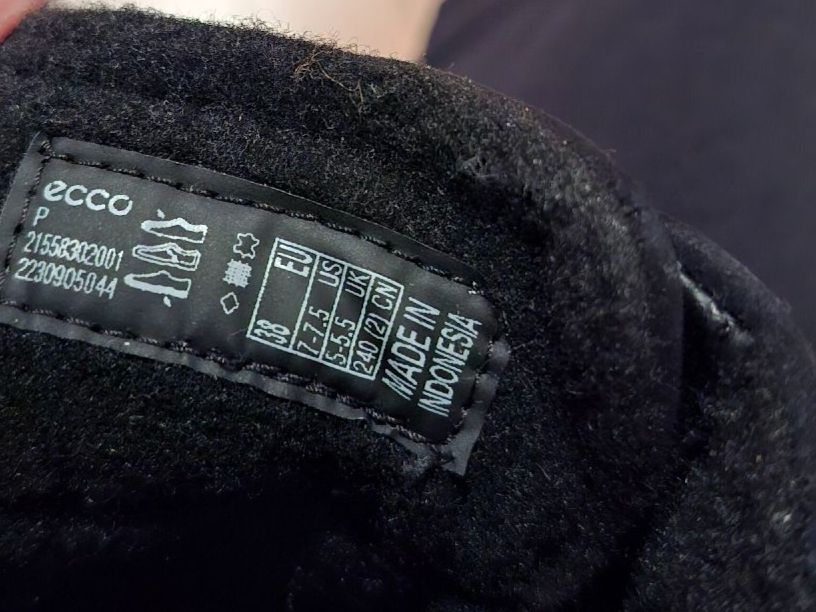 Ecco Scarpe da donna: schöne Stiefel Boots Ecco schwarz 38 neu – Nuovo (secondo la descrizione) da Ennetbaden venduto da Rosen1 4