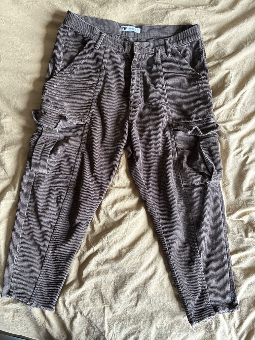 Zara Pantaloni: Zara hose Gr. 34 – Usato da Fribourg venduto da waves55 1