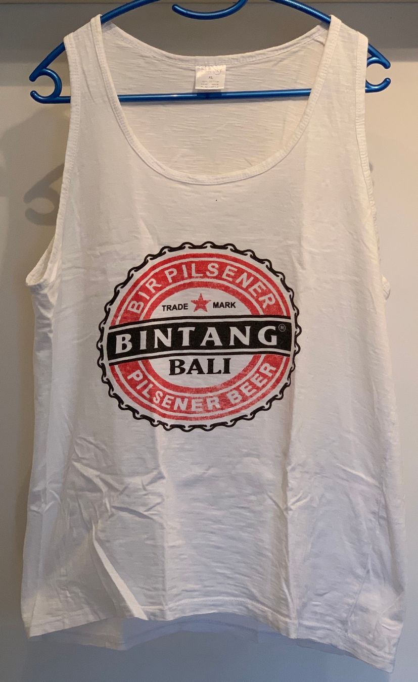 T-shirt: Bin Tang BALI Tanktop – Usato da Bern venduto da SaleOutPhil