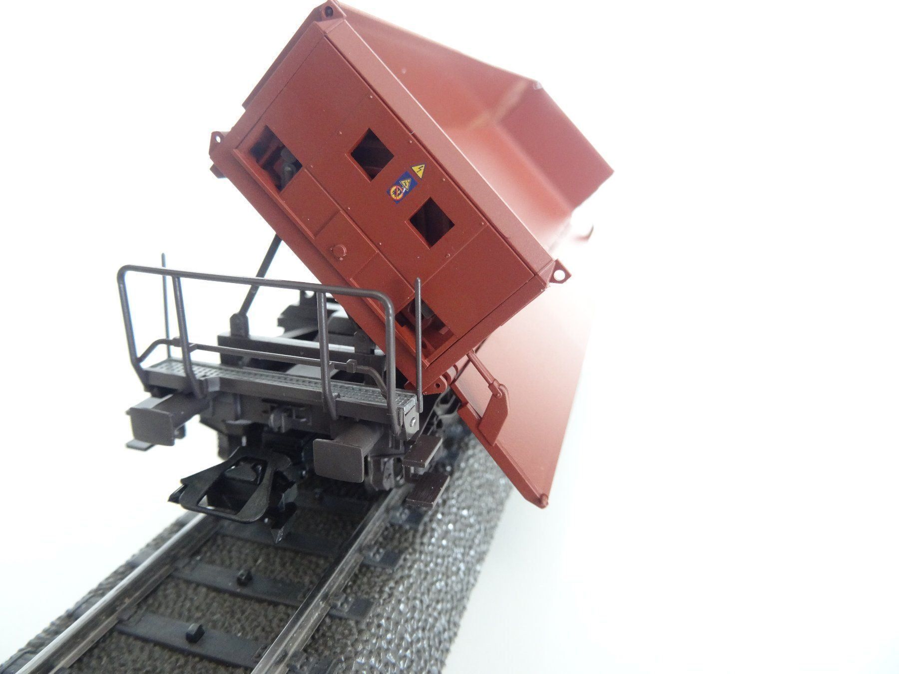 Märklin Modellini di ferrovie: Märklin. H0 48456 Seitenkippwagen – Nuovo e nell'imballaggio originale da Hochdorf venduto da Teger02 3