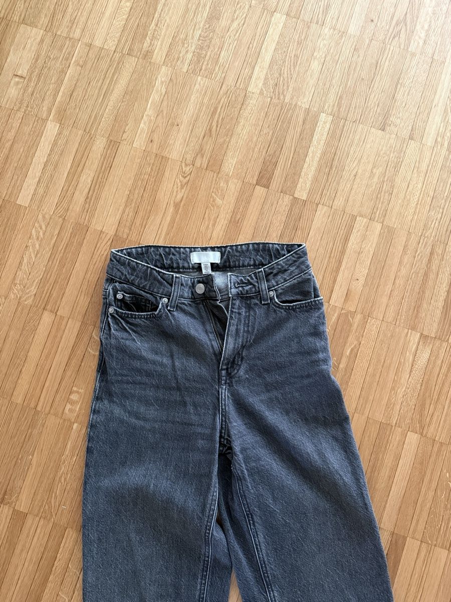 H&M Jeans: Magnifique jeans – Usato da Monthey venduto da sen_6ckr 3