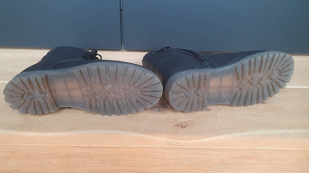 Schuhe für Mädchen: Winterstiefel | Grösse 34 | elegant & wie neu – Gebraucht aus Kirchberg BE von bvonallmen 4