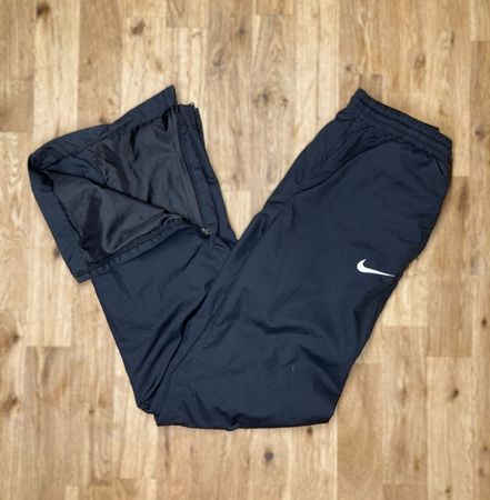 Nike Kinder Trainingshose, schwarz, neuwertig, Gr. L
