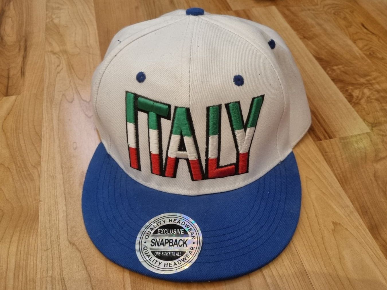 Chapeaux, bonnets & casquettes: 2x Snapback – Neuf (Voir description) à Wohlen AG par liur007 1