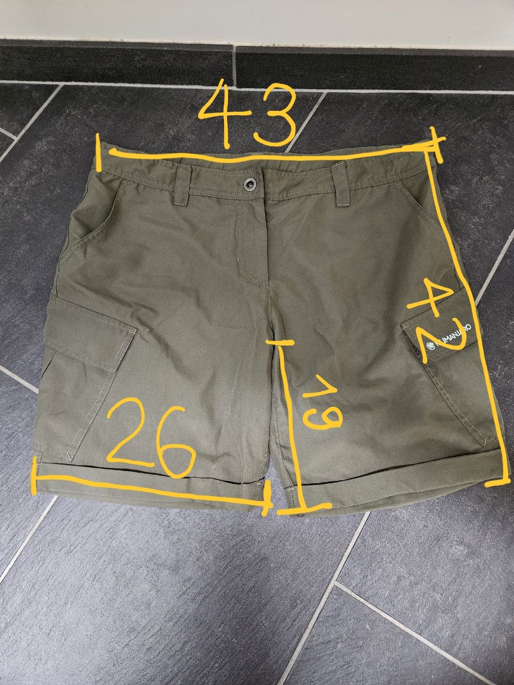 Pantaloni: Kurze Hose - Kilimanjaro – Usato da Bern venduto da Snowflake38 2