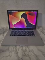 MacBook Pro 15", i7, 16 GB RAM, SSD 500 GB, MS Office
