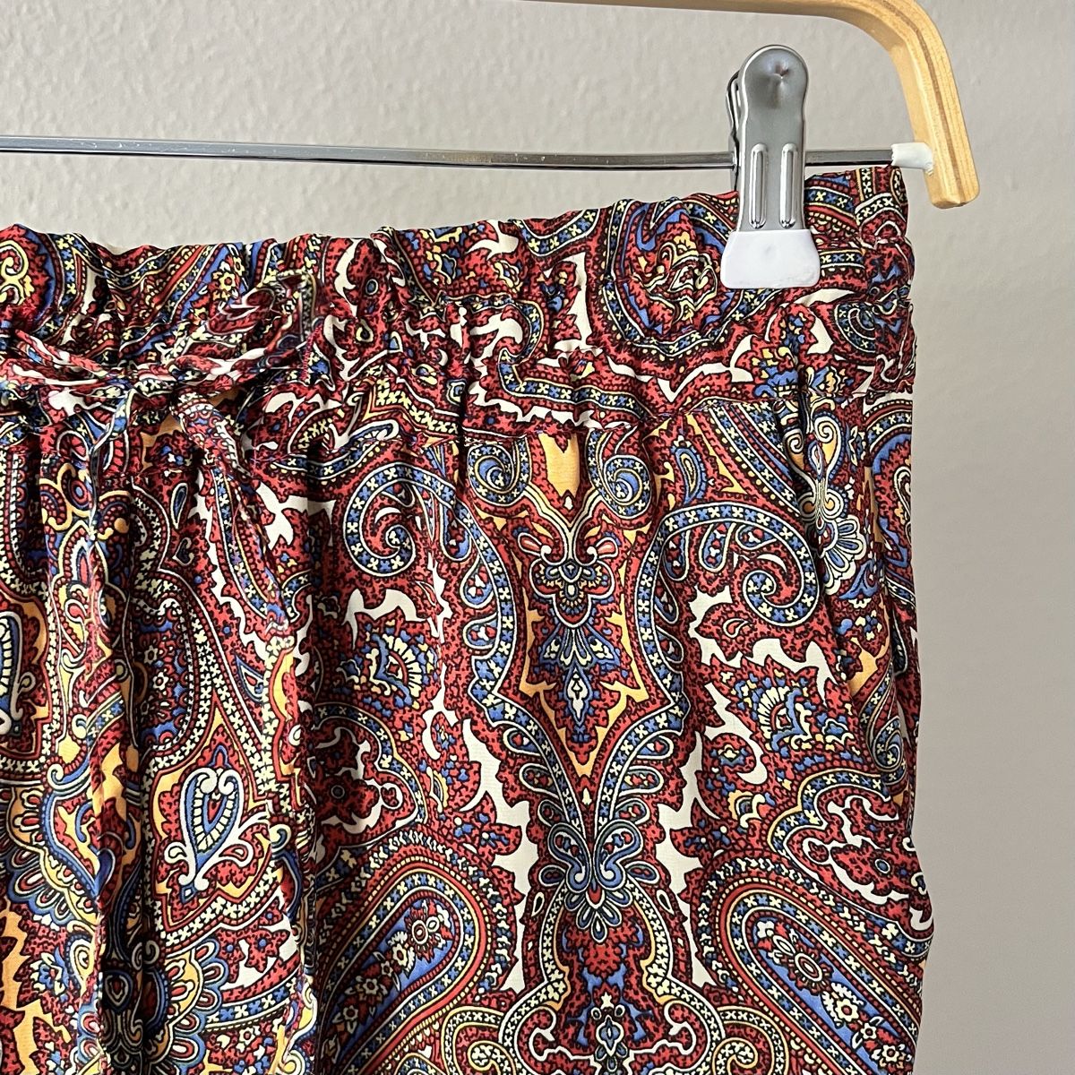Zara Pantalons: ZARA Harlempants – Neuf (Voir description) à Lütisburg par mahee 1