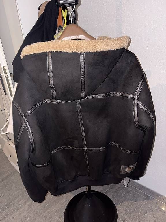 Giacche: Gefütterte Winterjacke mit Sherpa – Usato da Obergerlafingen venduto da raj_5njg 2