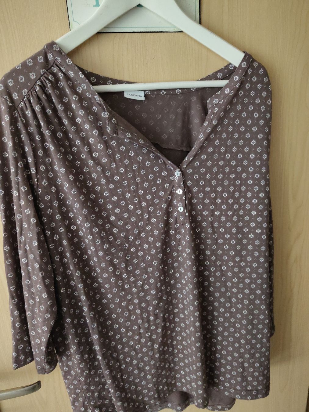 Lascana Maglioni & Felpe: Lascana dünner Pulli Shirt  langarm Grösse 48 – Usato da Schwarzenburg venduto da Budi58 1