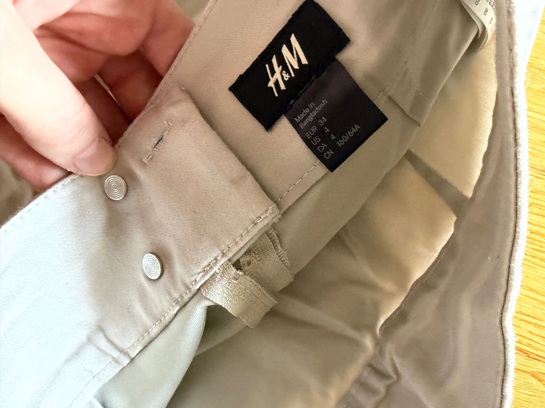 H&M Röcke: kurzer Bleistiftrock – Gebraucht aus Oftringen von violetta9 2