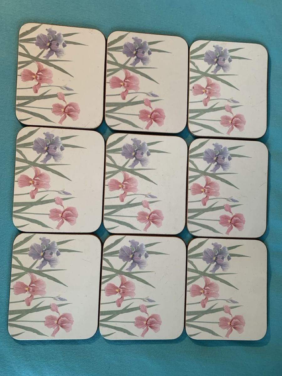 Untersetzer: 9 Floral Iris Coasters, to place under the drinks – Gebraucht aus Immensee von Gitter 1